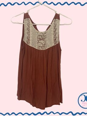 Flowy Mauve Top with Cream Crochet Details